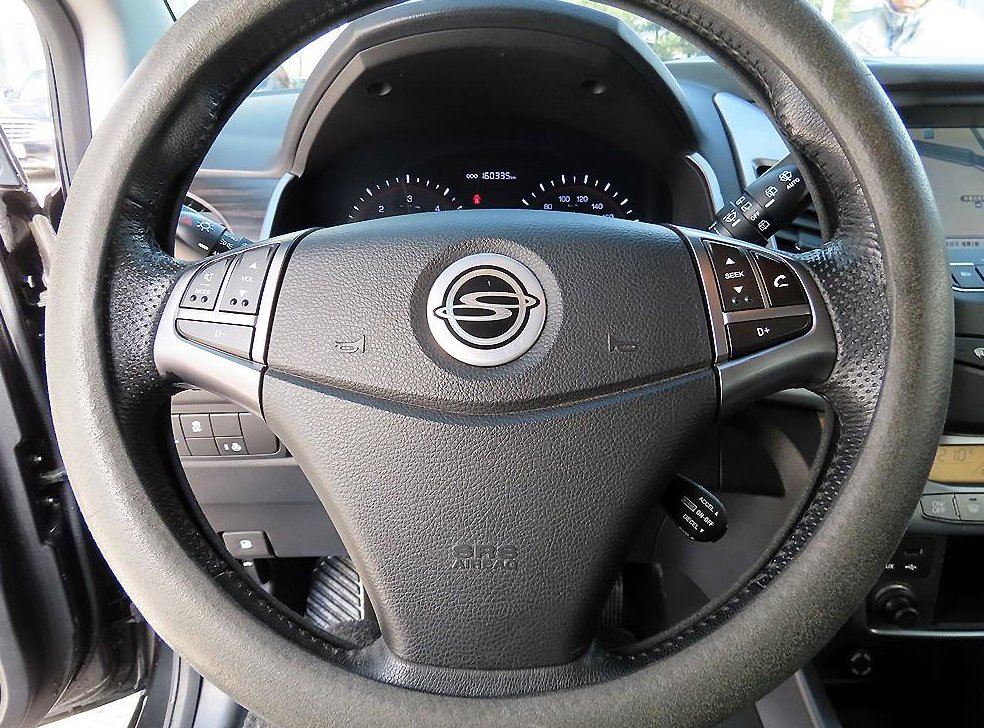KG모빌리티(쌍용)  코란도 2WD 2.0 CVT 사진 8