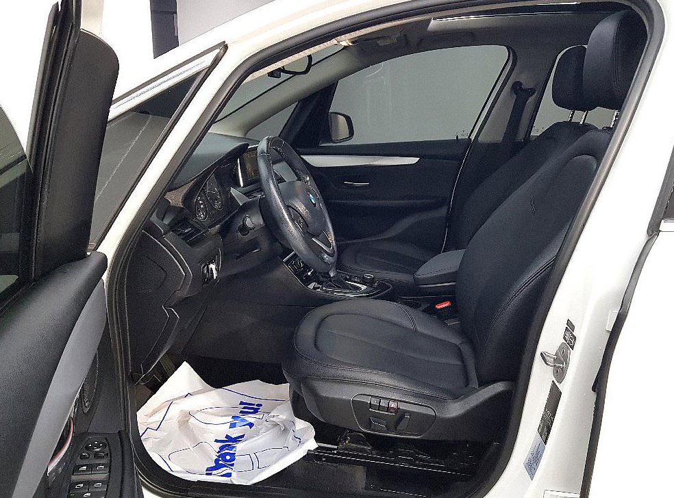 BMW 2시리즈 조이 사진 8