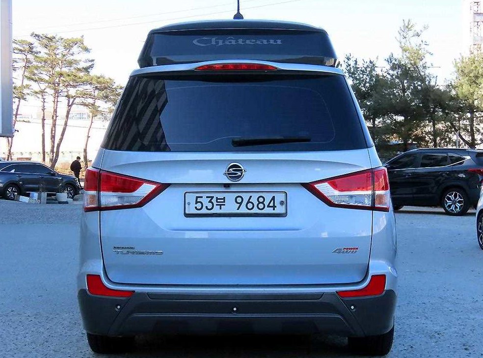 KG모빌리티(쌍용)  코란도 4WD 샤토 사진 4