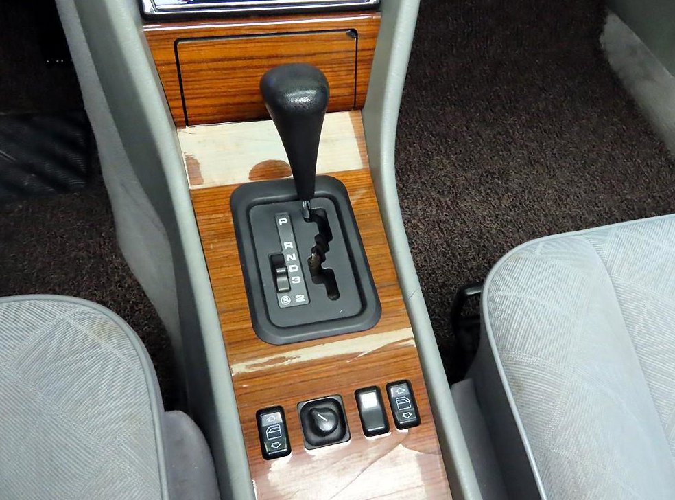 벤츠 E 클래스 E220 사진 9