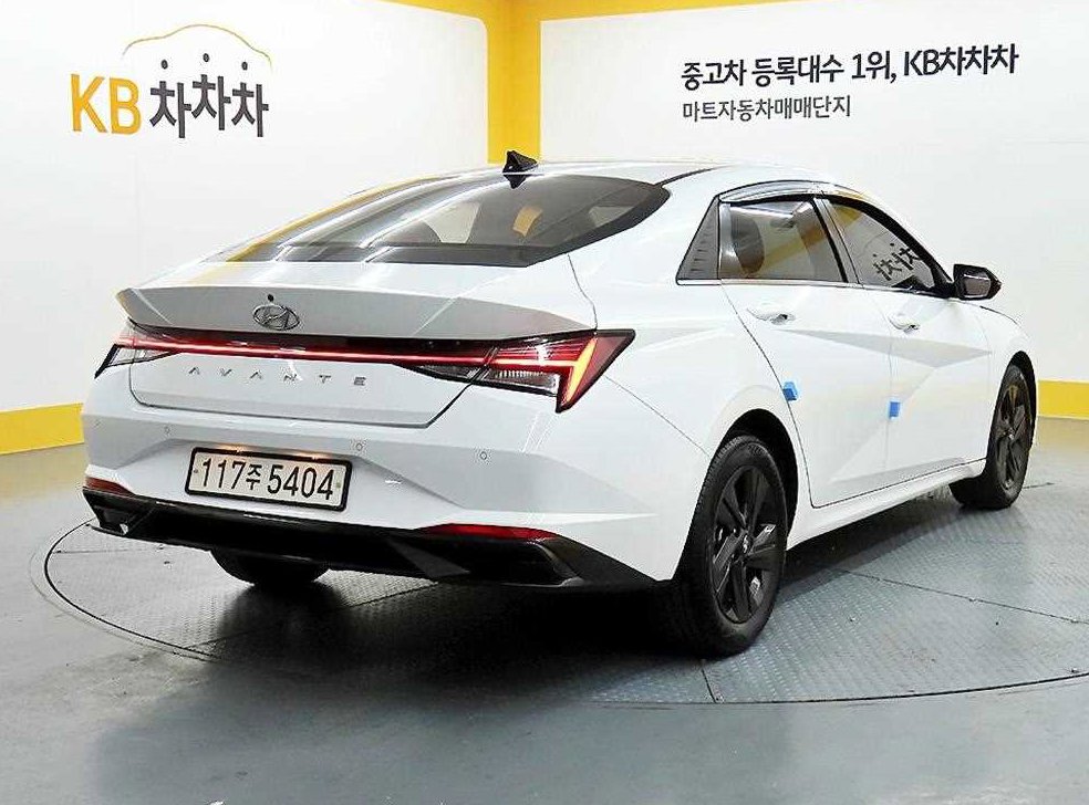 현대 아반떼 1.6 인스퍼레이션 사진 4