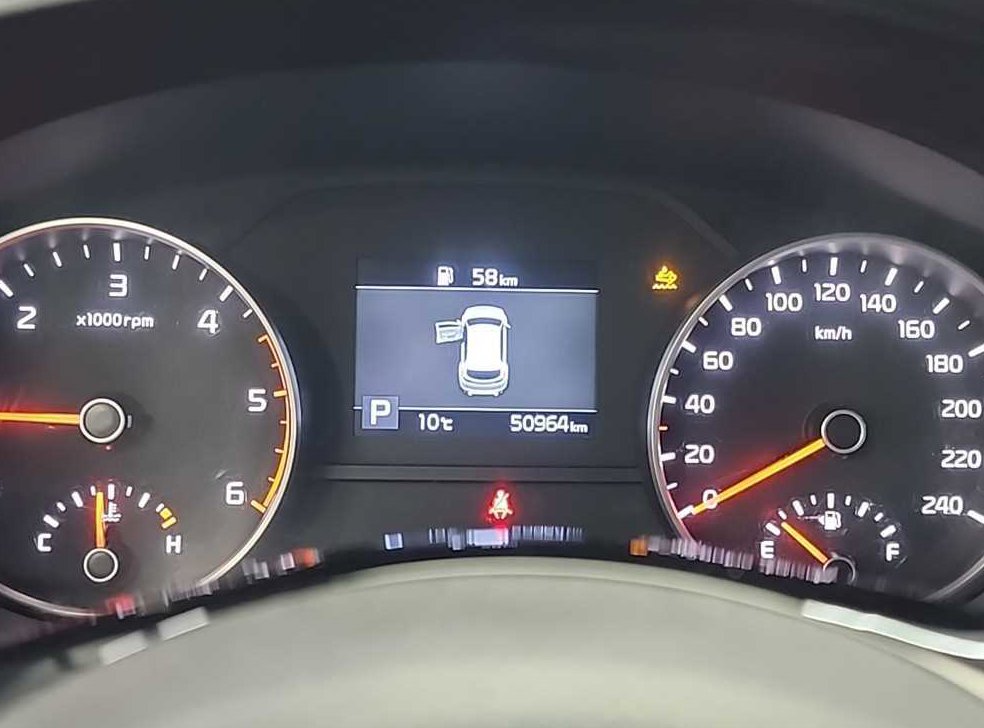 기아 스포티지 2.0 디젤 2WD 사진 6