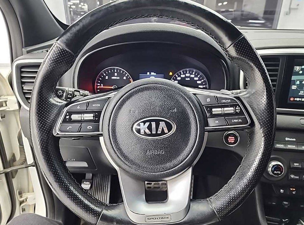 기아 스포티지 2.0 디젤 2WD 사진 9