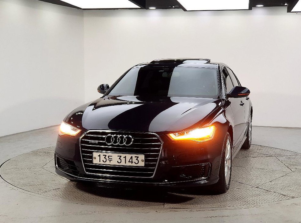 아우디 A6 35 TDI 콰트로 사진 2