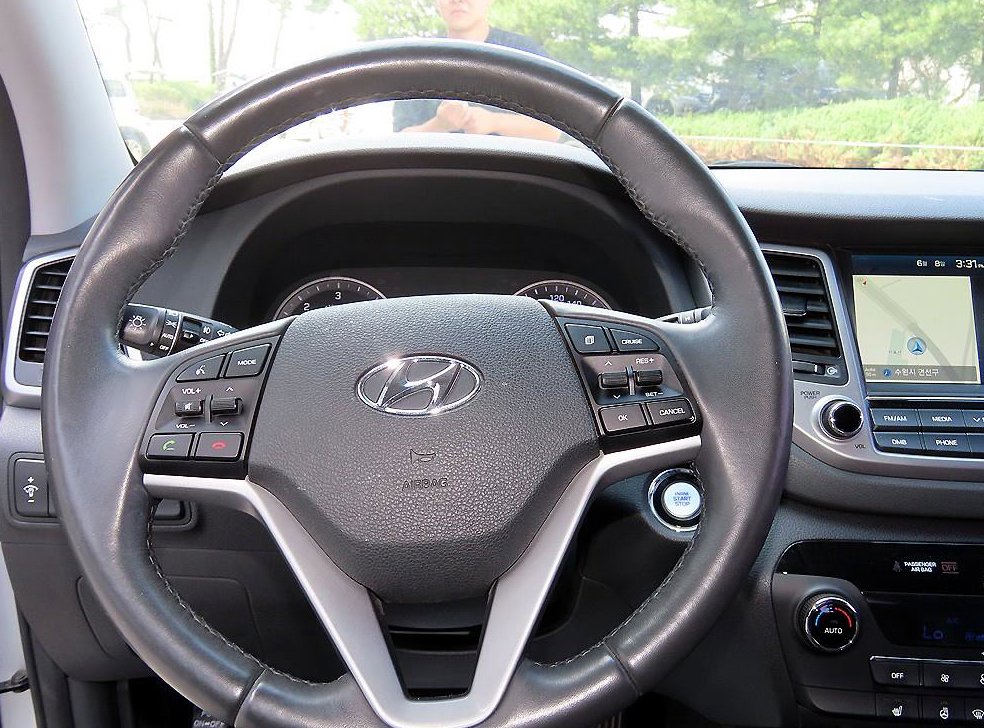현대 투싼 디젤 1.7 2WD 사진 8