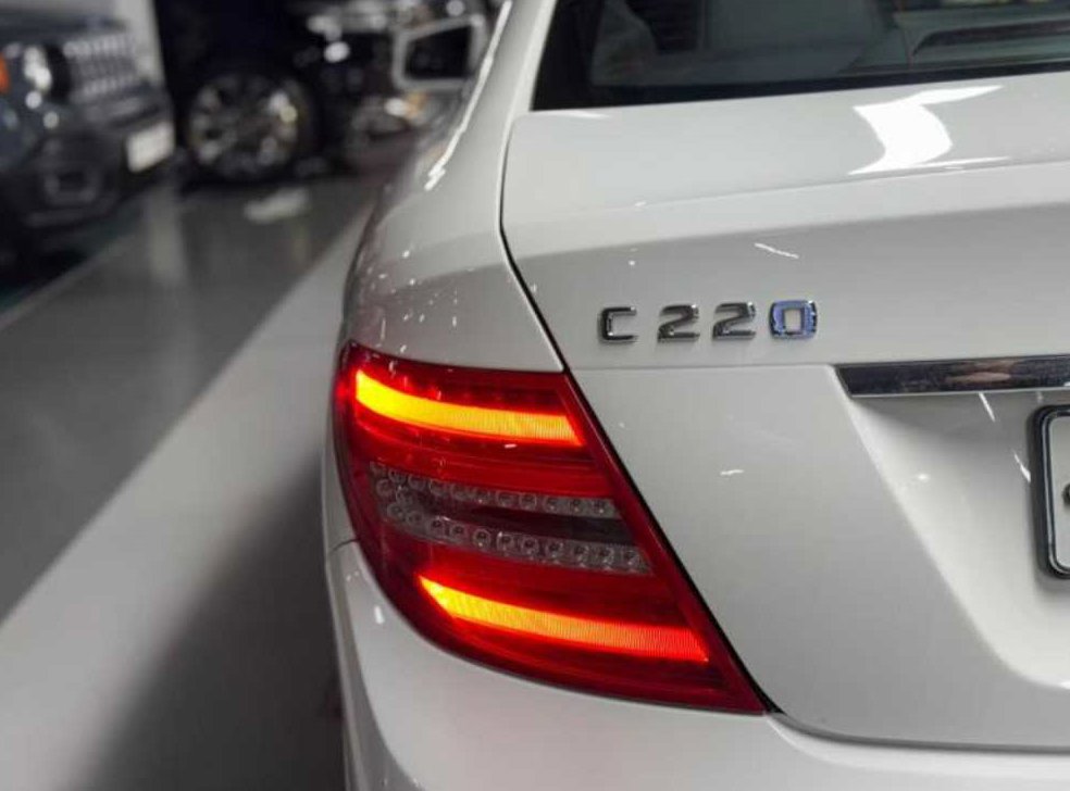 벤츠 C 클래스 C220 CDI 쿠페 사진 6