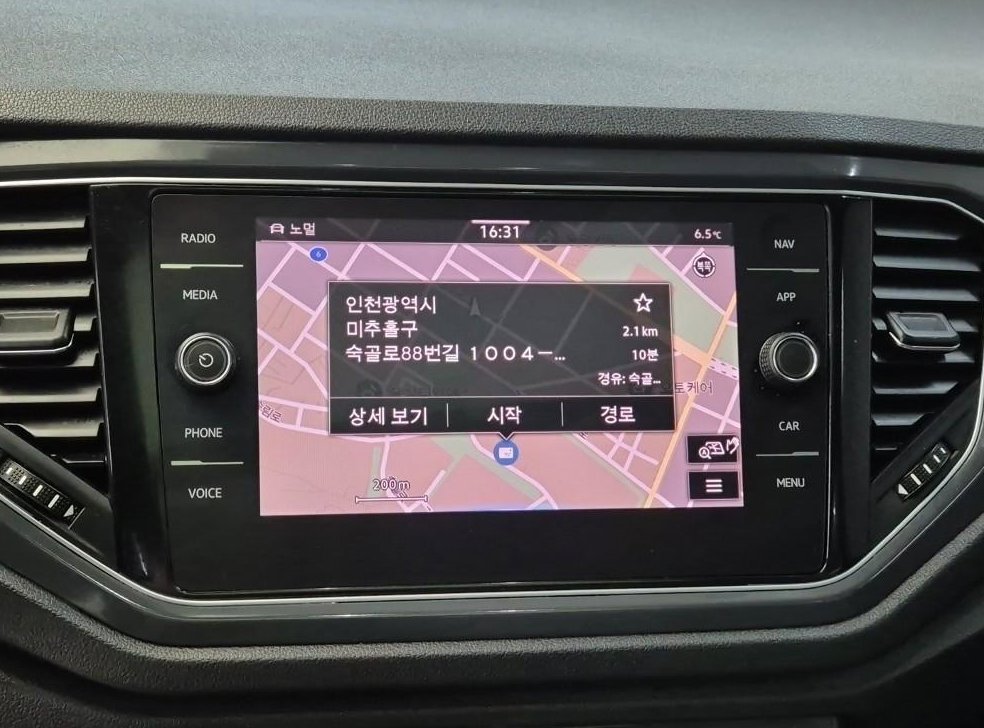 폭스바겐 티록 2.0 TDI 프레스티지 사진 14