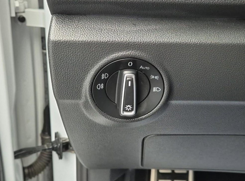 폭스바겐 티록 2.0 TDI 프레스티지 사진 18