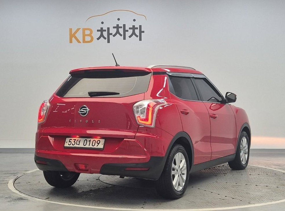 KG모빌리티(쌍용)  티볼리 가솔린 2WD 1.6 VX 사진 3