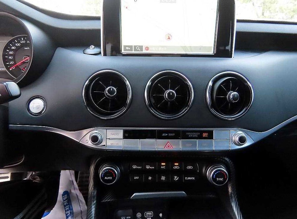 기아 스팅어 가솔린 2.0 터보 2WD 사진 12