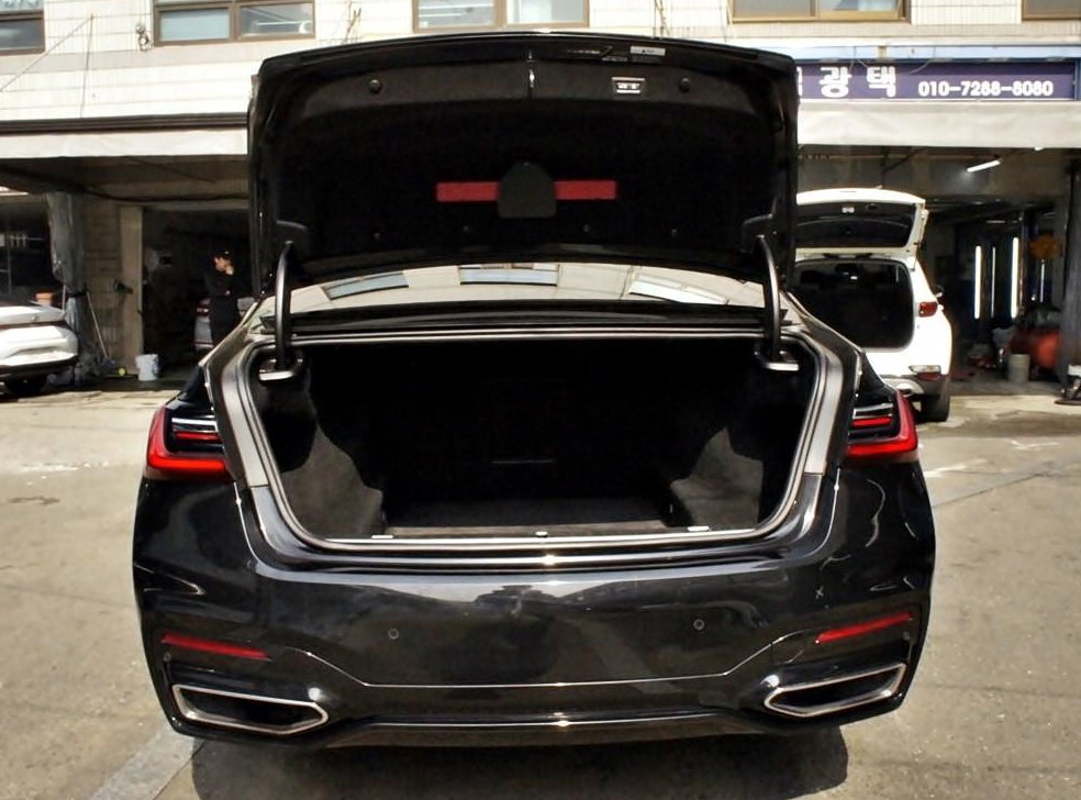BMW 7시리즈 740Li xDrive M SPORT 스포츠 사진 18