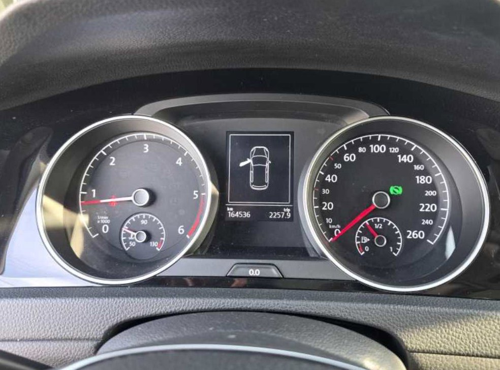 폭스바겐 골프 2.0 TDI 사진 11