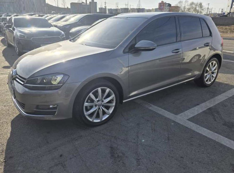 폭스바겐 골프 2.0 TDI 사진 2