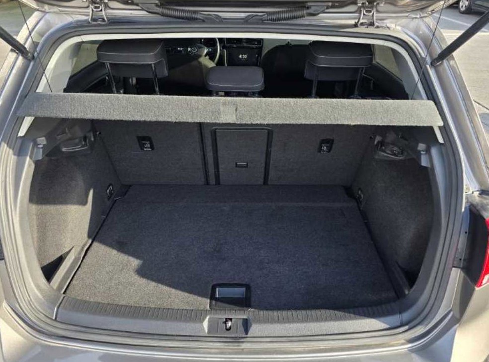 폭스바겐 골프 2.0 TDI 사진 4