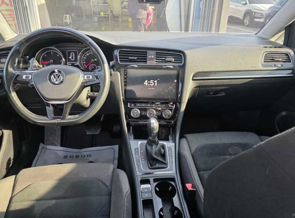 폭스바겐 골프 2.0 TDI 사진 7