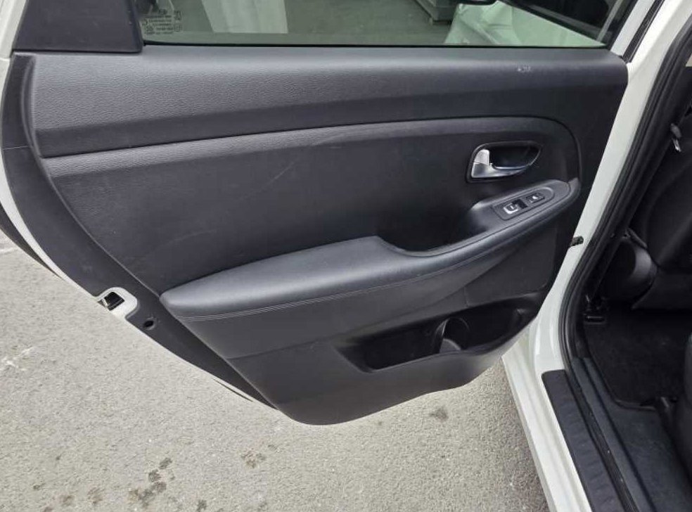 기아 카렌스 1.7 VGT 프레스티지 사진 5
