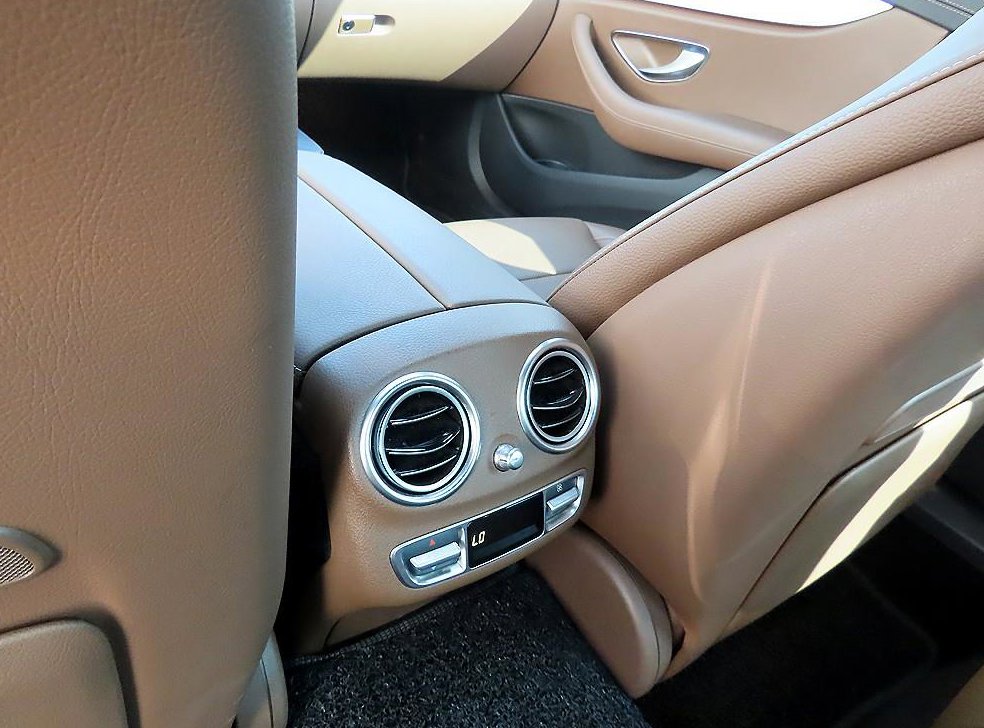 벤츠 E 클래스 E350 4MATIC 아방가르드 사진 14