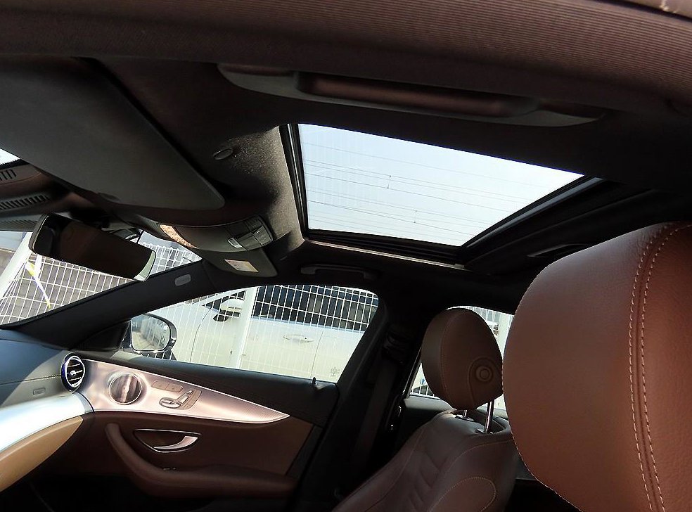 벤츠 E 클래스 E350 4MATIC 아방가르드 사진 16