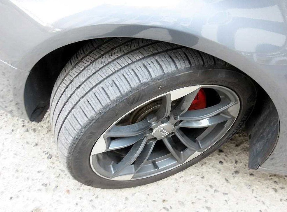 아우디 A4 2.0 TFSI 콰트로 사진 17