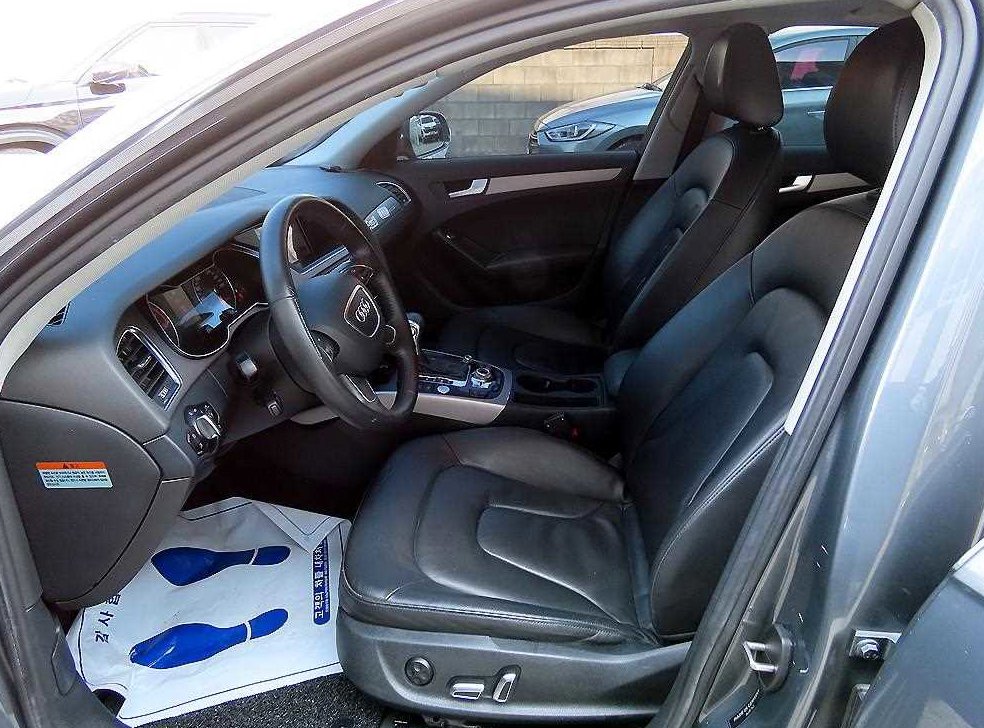 아우디 A4 2.0 TFSI 콰트로 사진 5