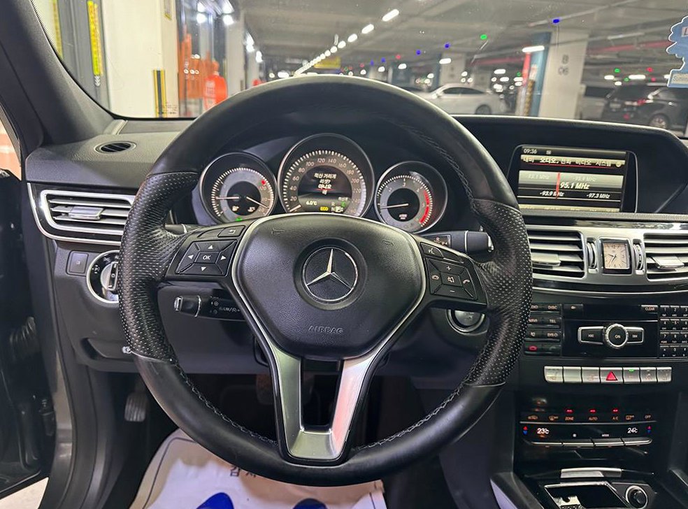 벤츠 E 클래스 E250 CDI 4MATIC 사진 8