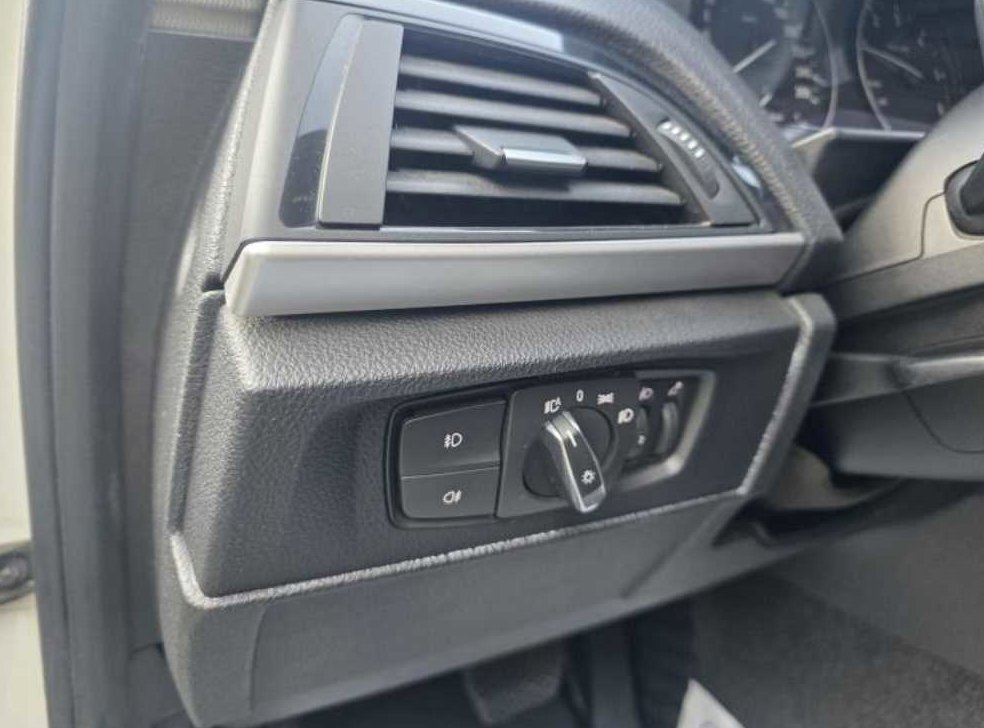 BMW 1시리즈 118d 어반 사진 11