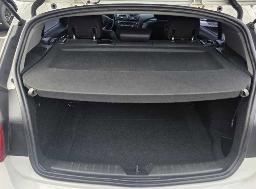 BMW 1시리즈 118d 어반 사진 4