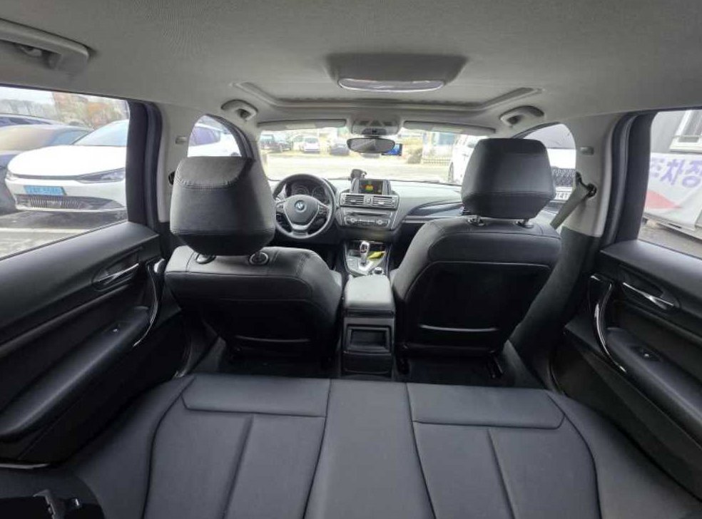 BMW 1시리즈 118d 어반 사진 5