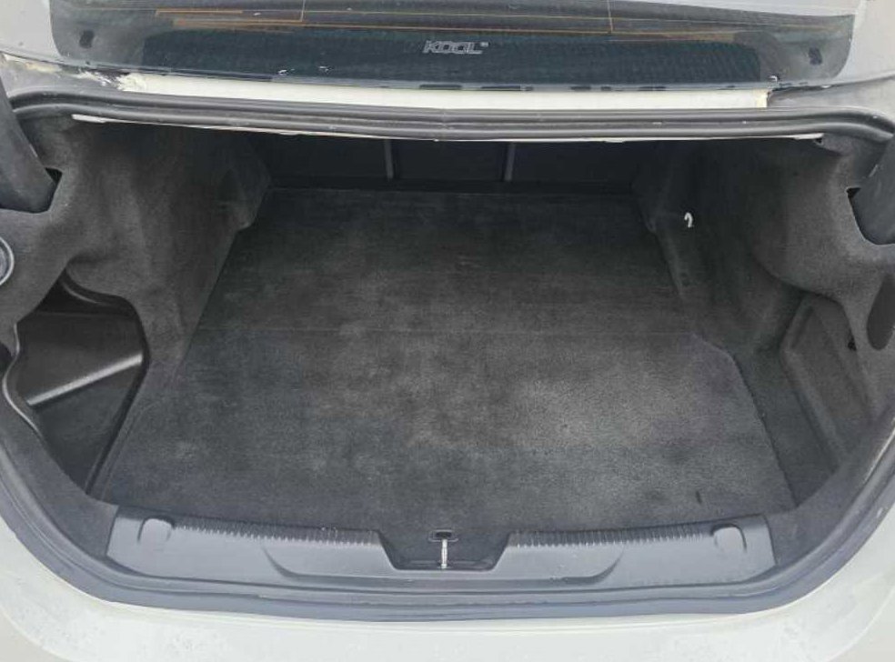 재규어 XE 2.0D 프레스티지 AWD 사진 4