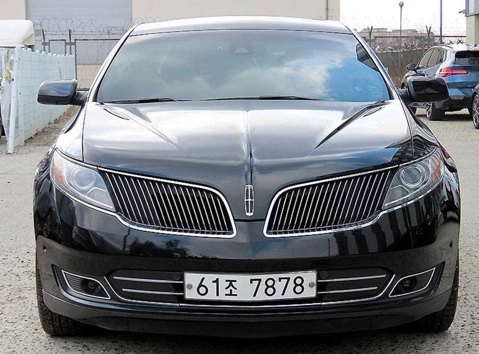 링컨 MKS 3.7