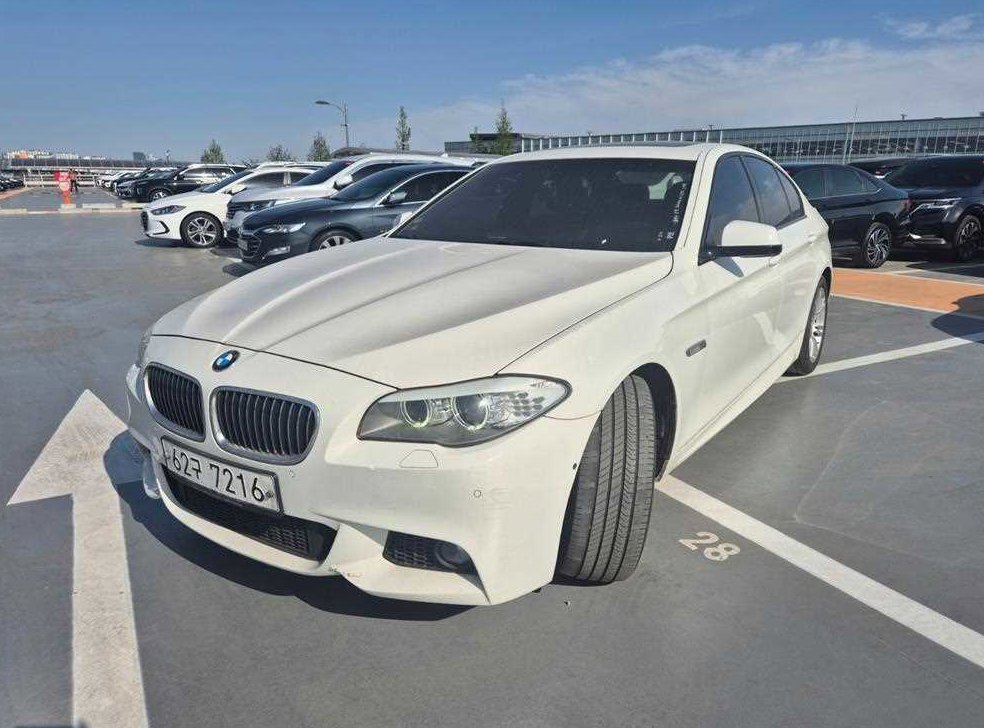BMW 5시리즈 528i M 스포츠