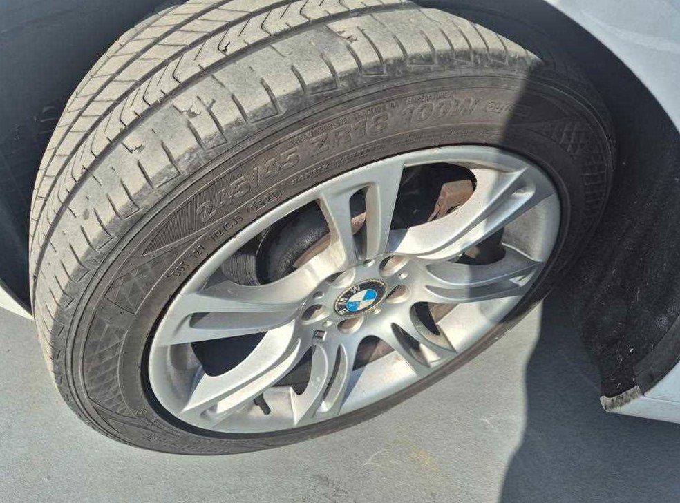 BMW 5시리즈 528i M 스포츠 사진 9