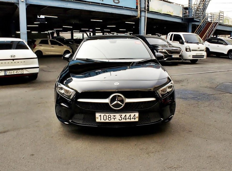 벤츠 A 클래스 A250 4MATIC 세단