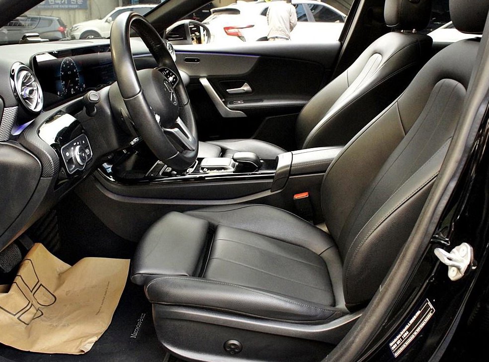 벤츠 A 클래스 A250 4MATIC 세단 사진 5