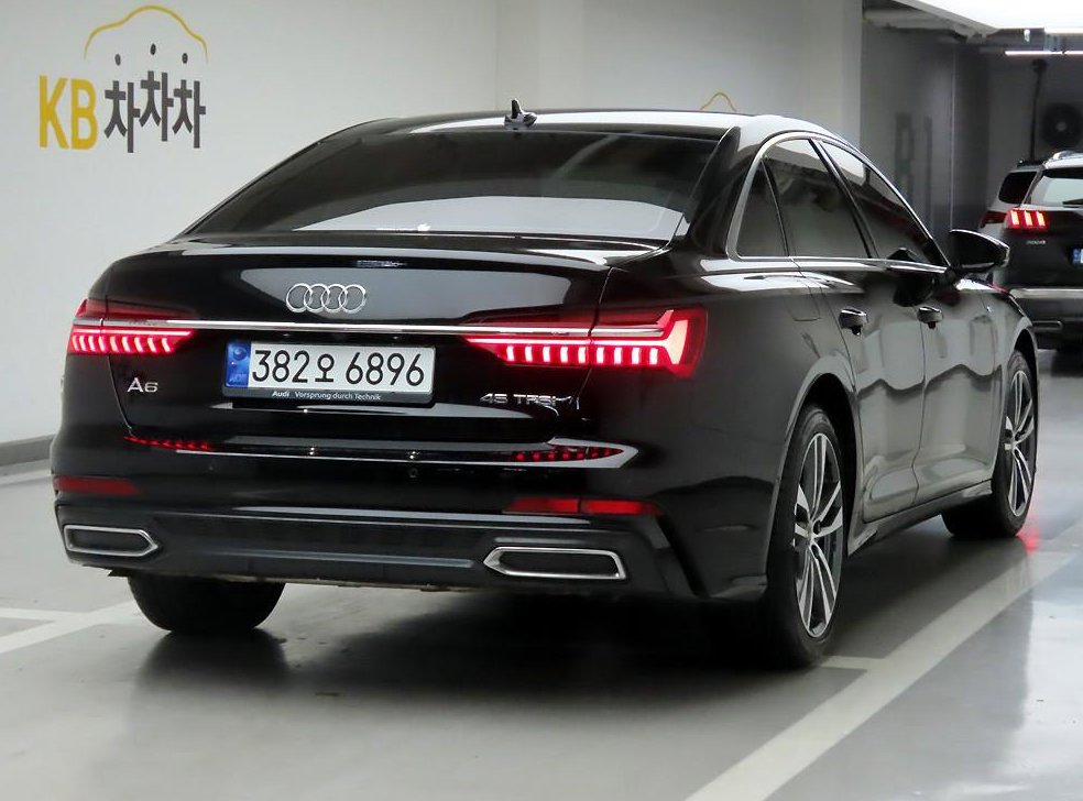 아우디 A6 45 TFSI 프리미엄 사진 4