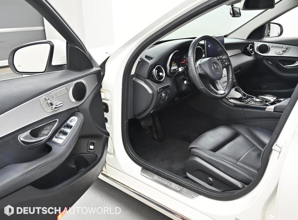 벤츠 C 클래스 C220 d 4MATIC 사진 11