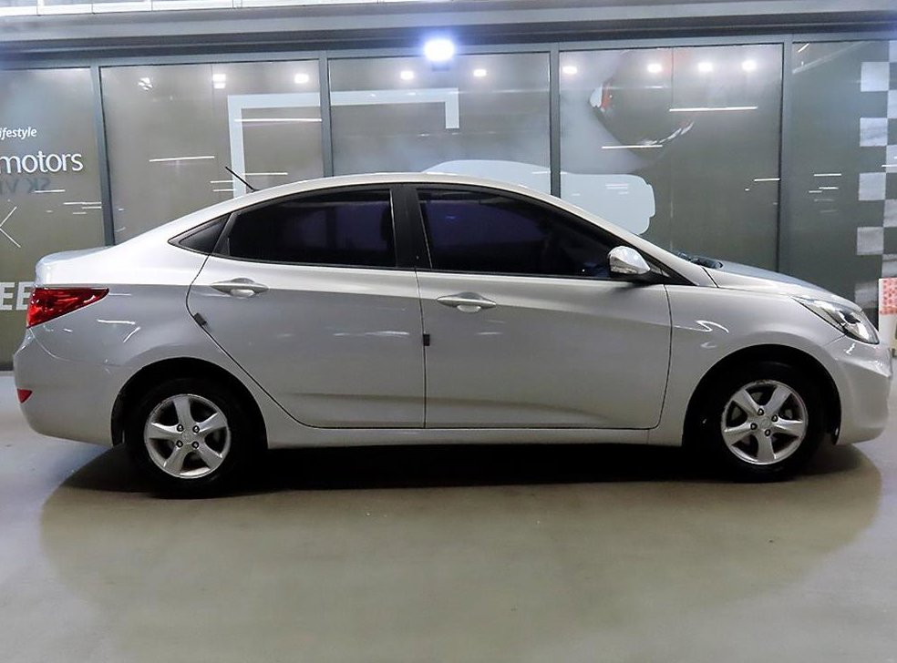 현대 엑센트 1.4VVT 프리미어 사진 3