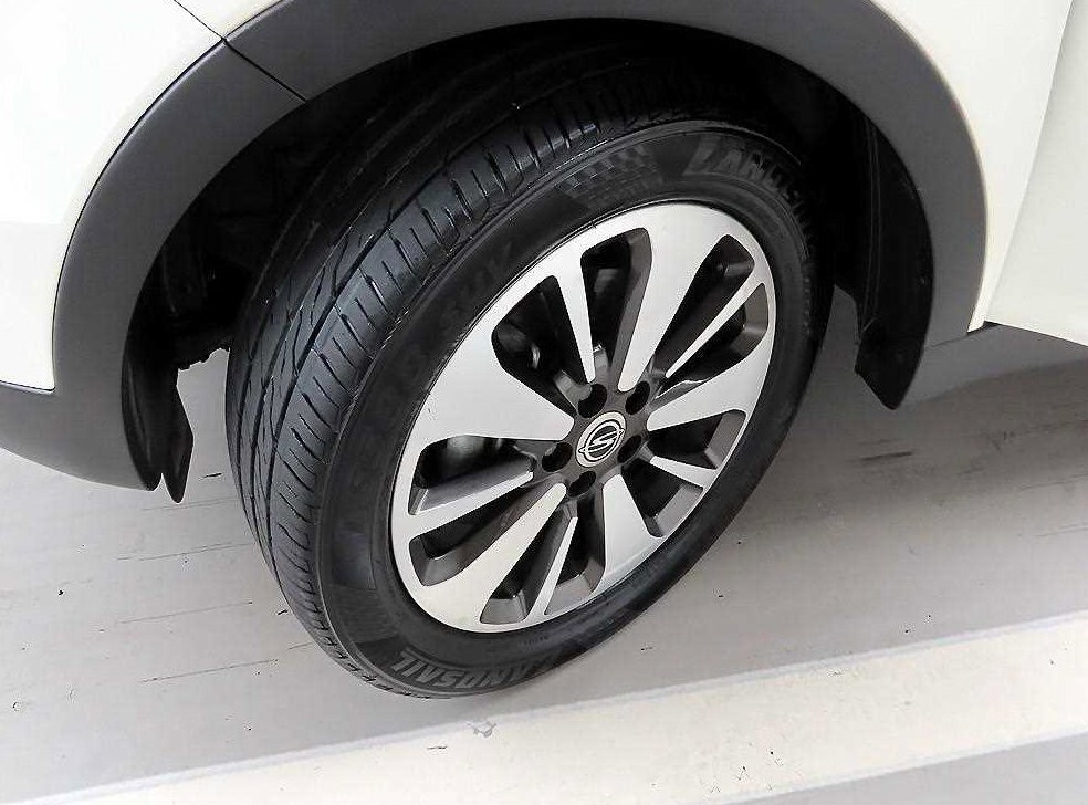 KG모빌리티(쌍용)  코란도 2WD 2.0 RX 사진 19