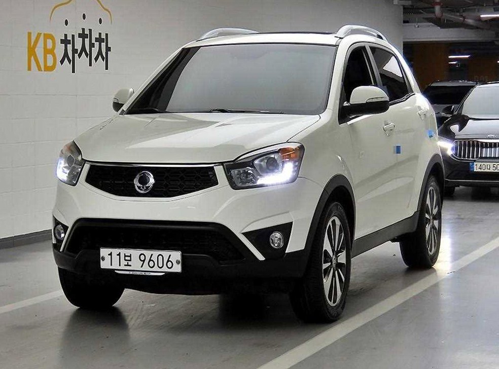 KG모빌리티(쌍용)  코란도 2WD 2.0 RX 사진 2