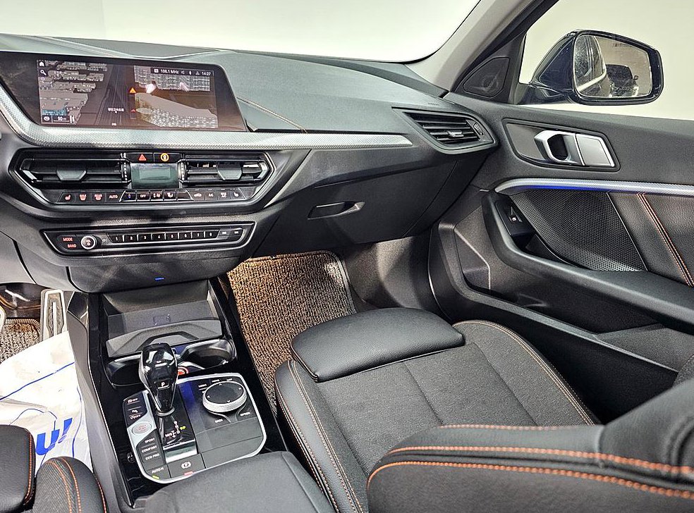 BMW 1시리즈 118d 스포츠 사진 10