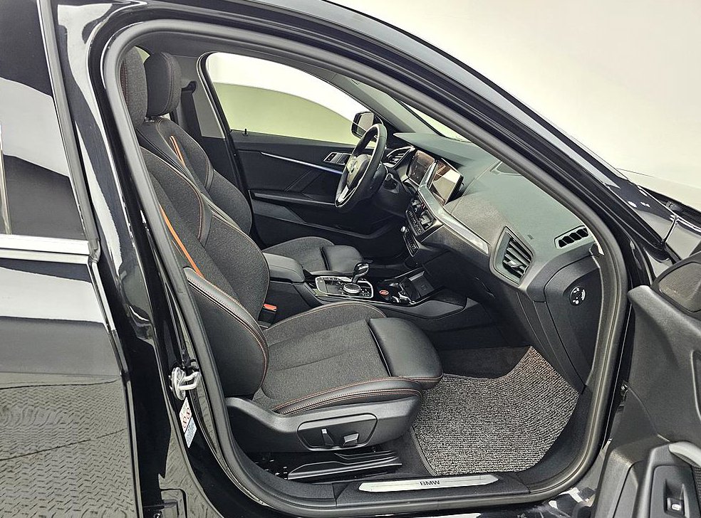 BMW 1시리즈 118d 스포츠 사진 11