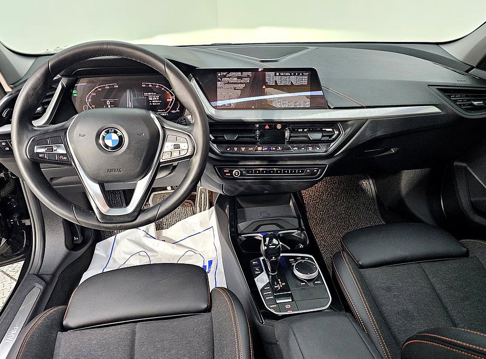 BMW 1시리즈 118d 스포츠 사진 5