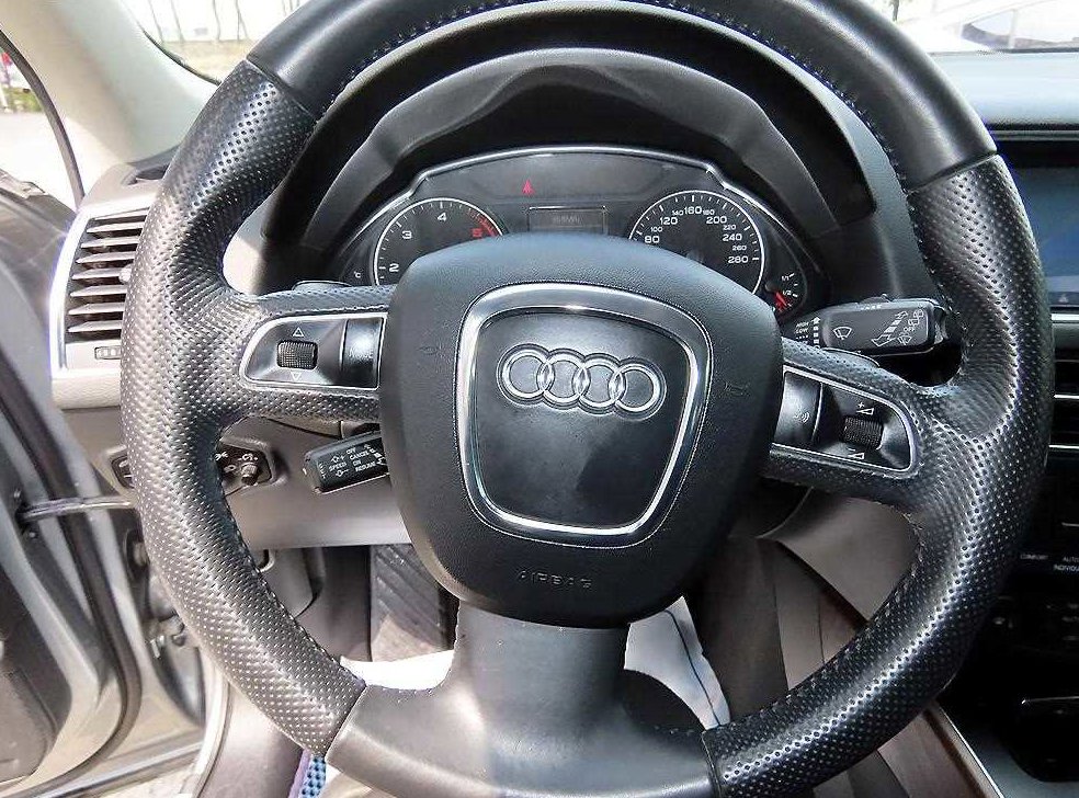 아우디 Q5 2.0 TDI 콰트로 다이나믹 사진 7