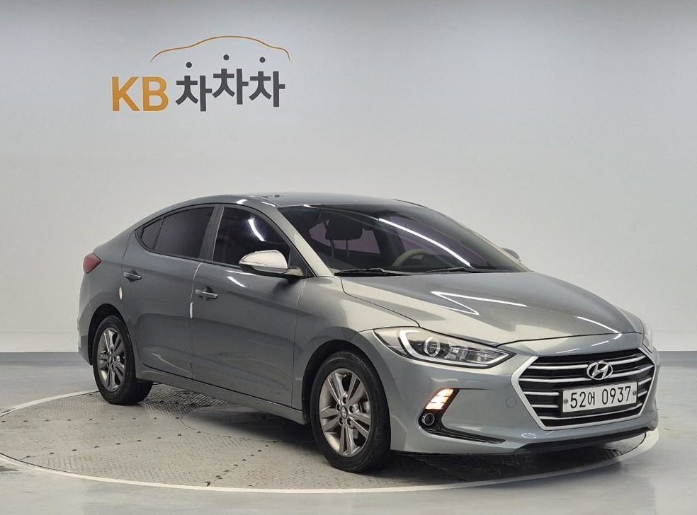 현대 아반떼 1.6 e-VGT 스마트 스페셜 사진 4