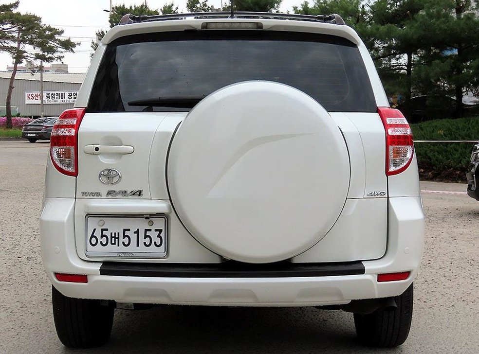 토요타 라브4 2.5 4WD 사진 4