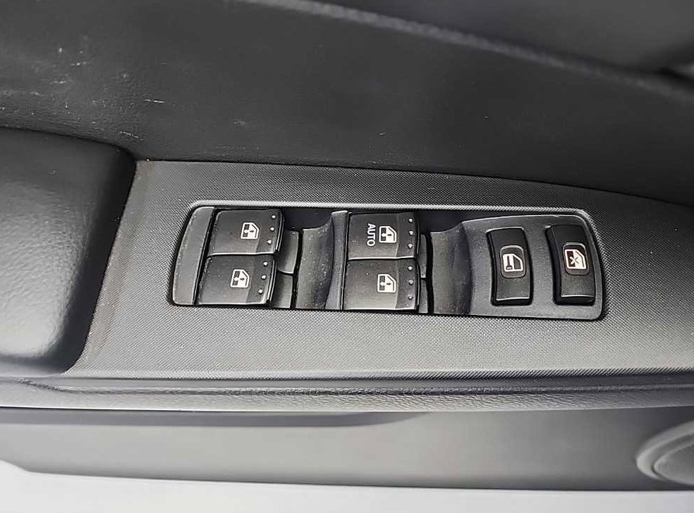 KG모빌리티(쌍용)  코란도 디젤 4WD 익스트림 사진 16