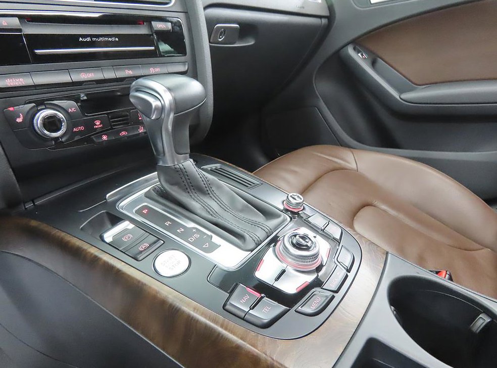 아우디 A4 30 TDI 사진 11