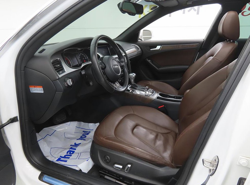 아우디 A4 30 TDI 사진 5