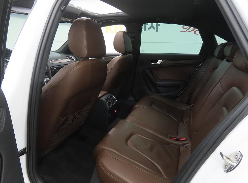 아우디 A4 30 TDI 사진 6