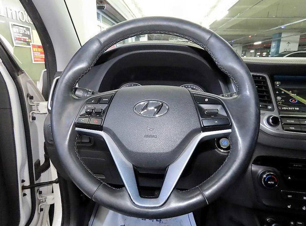 현대 투싼 디젤 1.7 2WD 사진 8